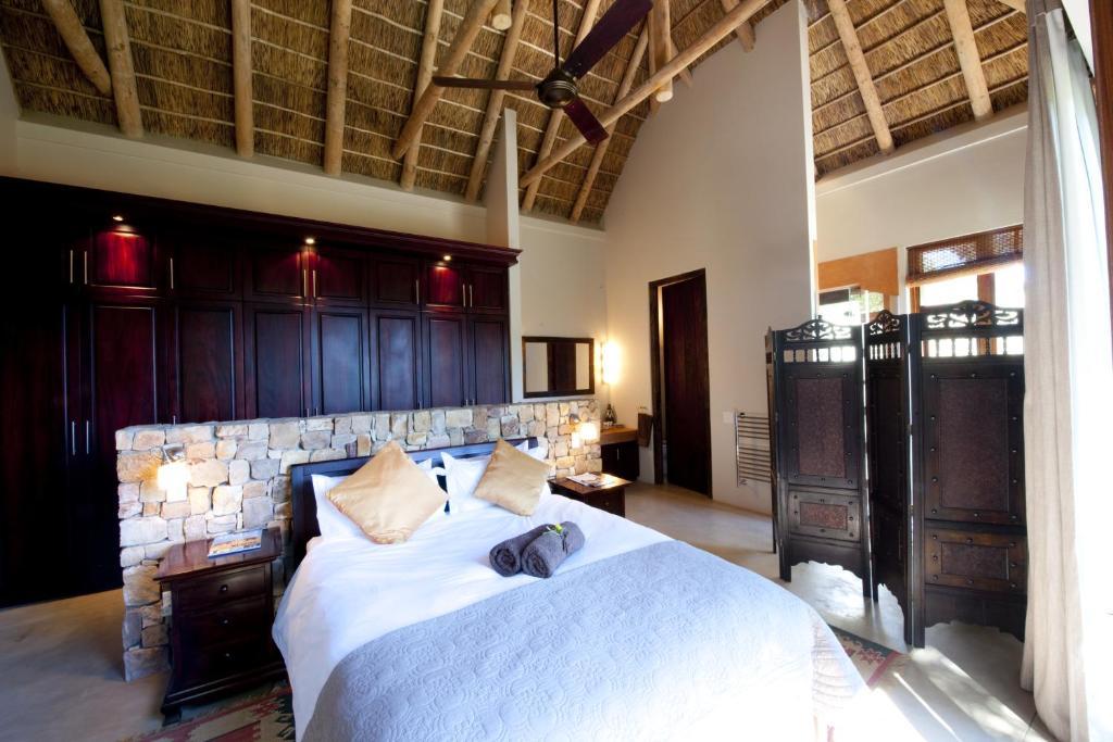 Tamodi Lodge Plettenberg Bay Rum bild